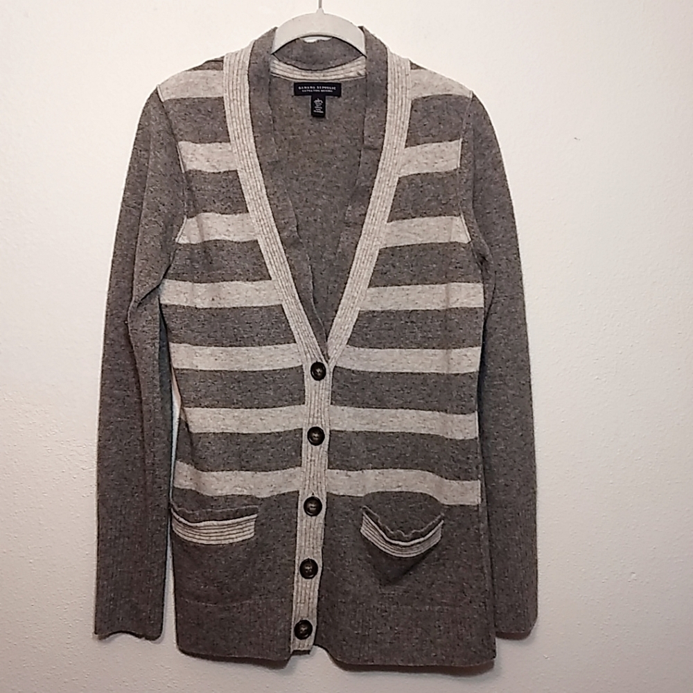 Banana Republic Merino Wool Caridgan Sweater L
